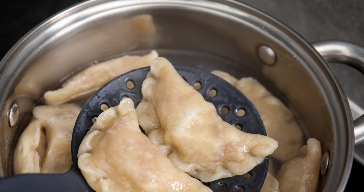 I replace regular cottage cheese in Russian dumplings with this. Everyone asks for more