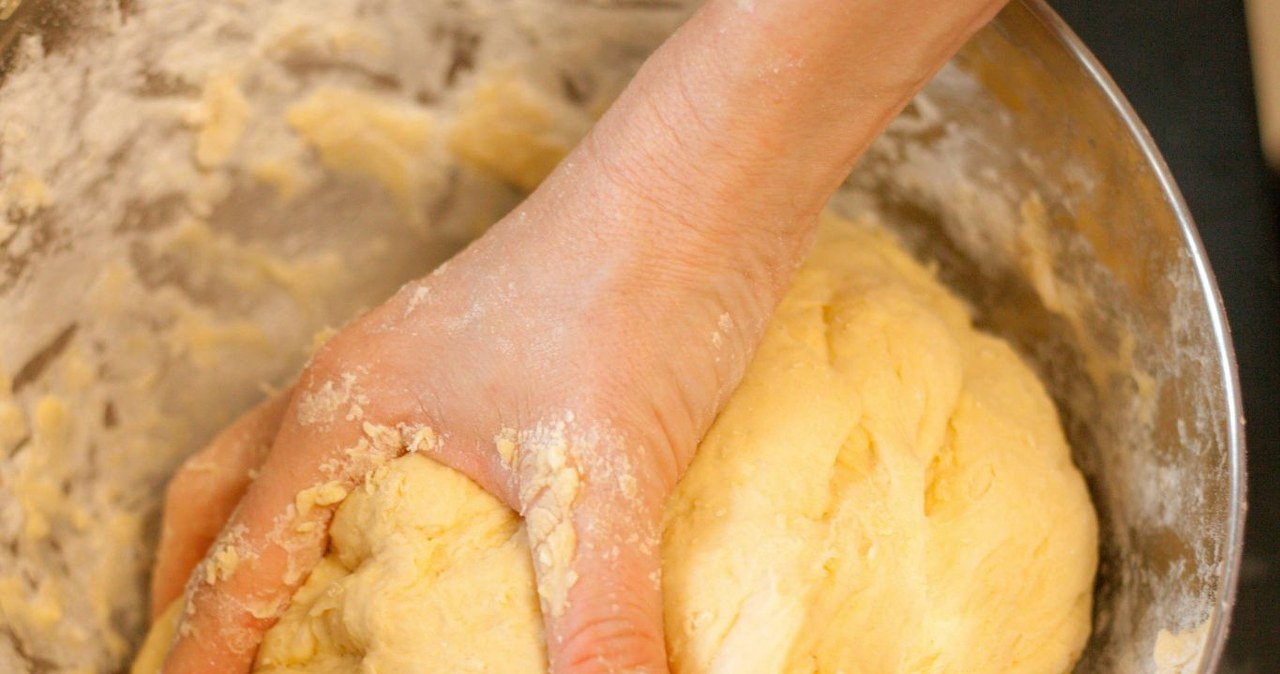 The bread comes out as delicate as a cloud and does not burden the intestines. One ingredient changes everything