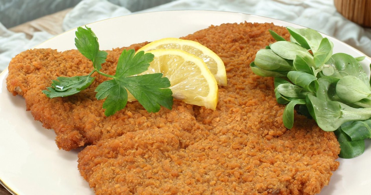 Use for pork chops instead of breadcrumbs, they are as crunchy as peanuts. Make delicious noodles too