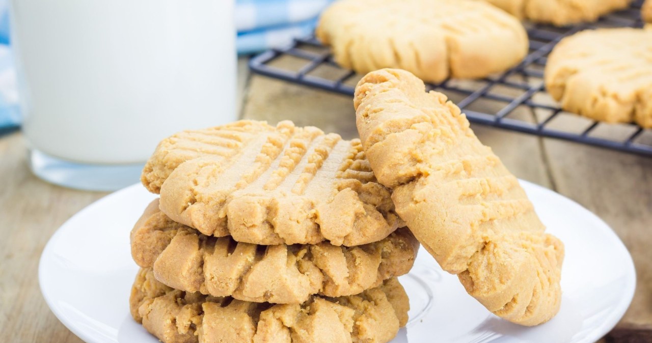 You can make quick pudding cookies with 4 ingredients. Crunch with milk or coffee