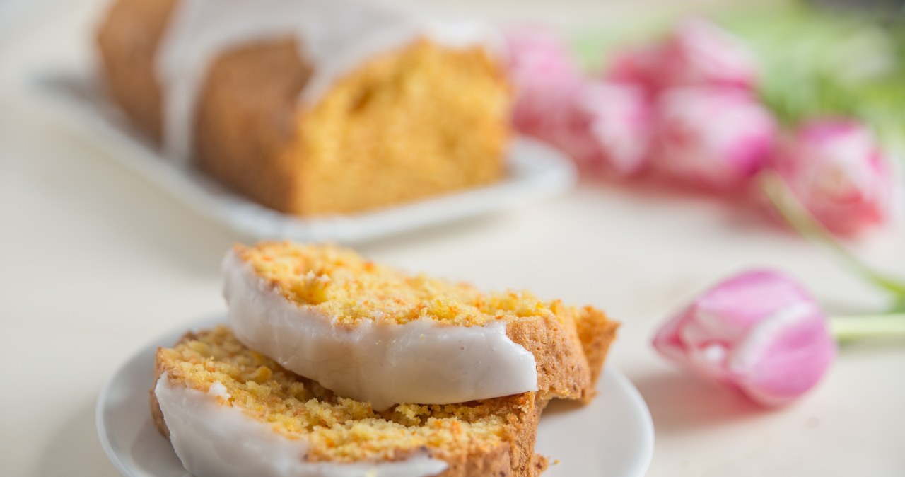 Fluffy carrot cake with a hint of cinnamon. A perfect dessert for every day and Easter