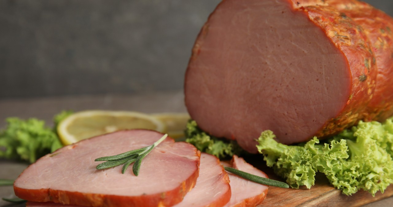 I don't buy it in the store, for Easter I make ham from my mother's recipe. It is juicy and delicate