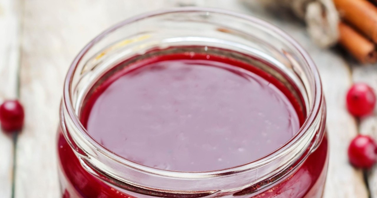 Red potion for the spring solstice. The secret of Grandma's jar that we forgot about