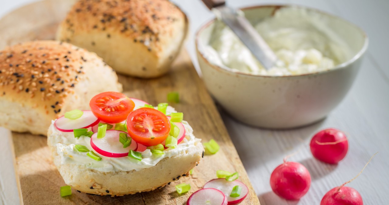 We've been eating it almost every day since spring. Few people know that it is good for the liver and helps with sugar spikes