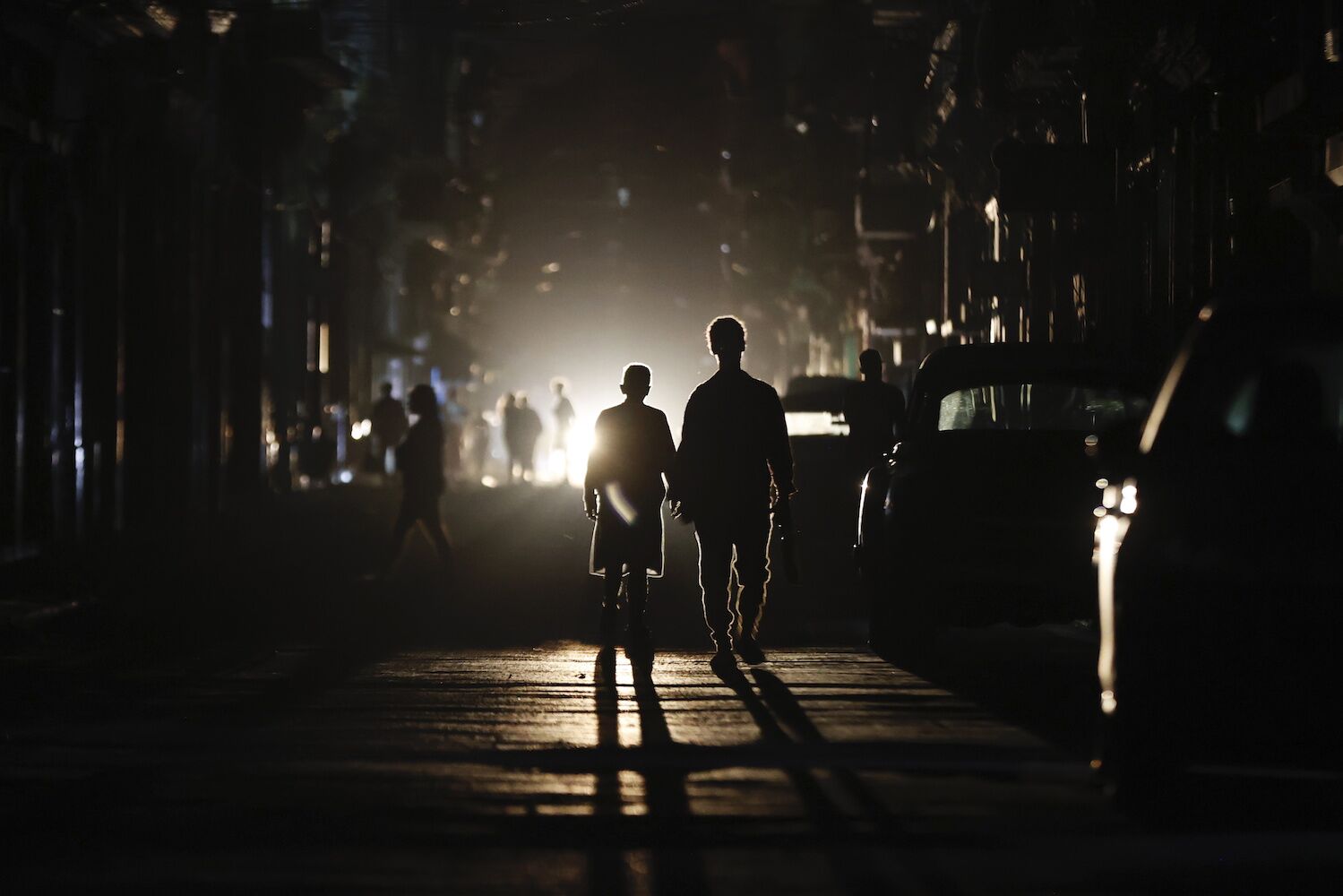 No electricity, bread once a week, doctors cleaning pigsties: life in Cuba is like this now