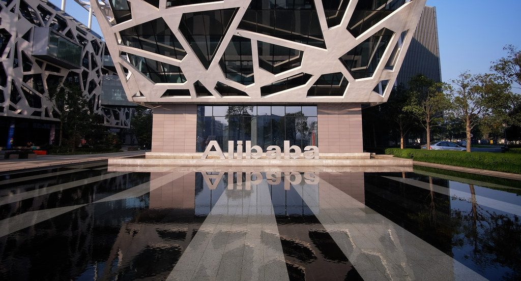 The giant Alibaba is plummeting