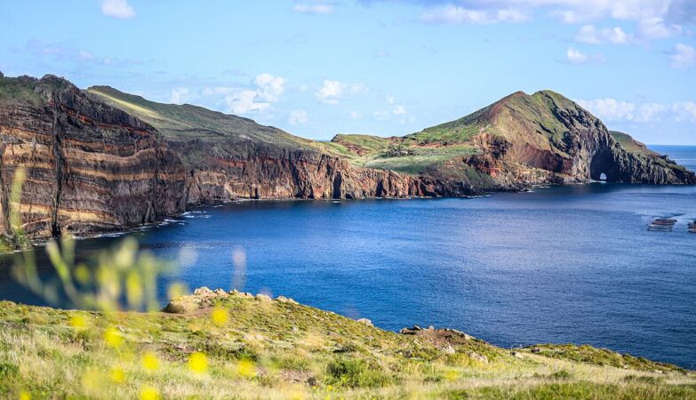 Photo sessions with naked women shock Madeirans. Some will be smaller