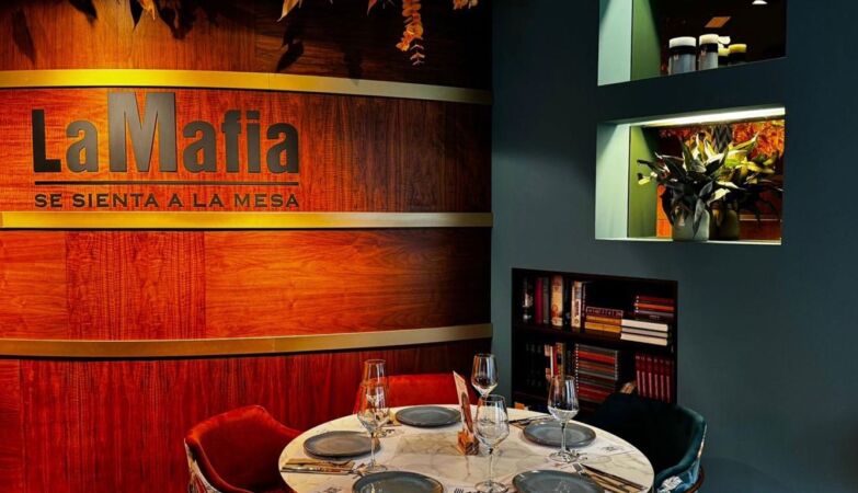 Italy sued Spanish restaurant “The Mafia Sits at the Table”. You have to change your name