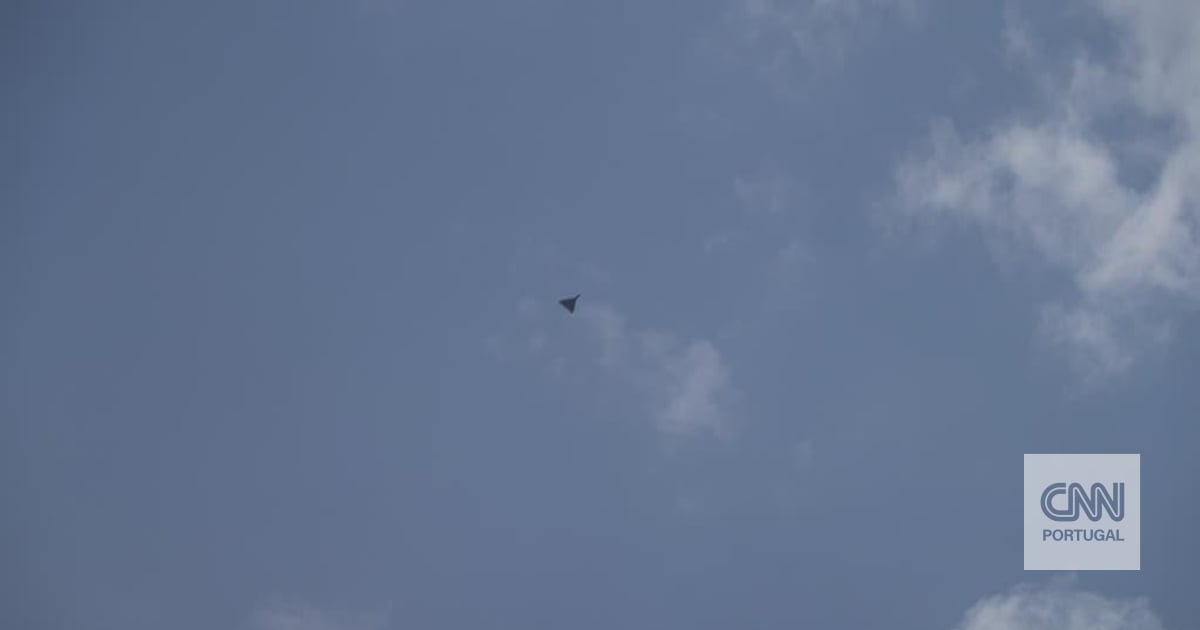 00:40 The moment CNN caught an Iranian drone mid-flight 34 minutes ago