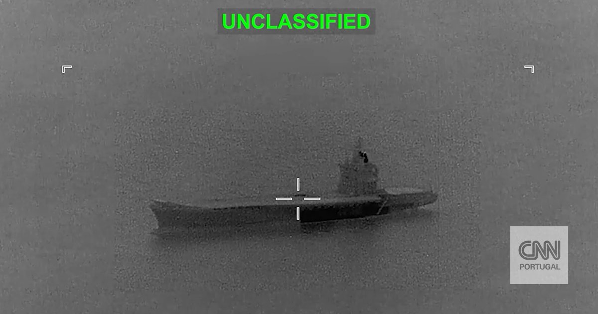 The moment the US sinks Iranian drone ship