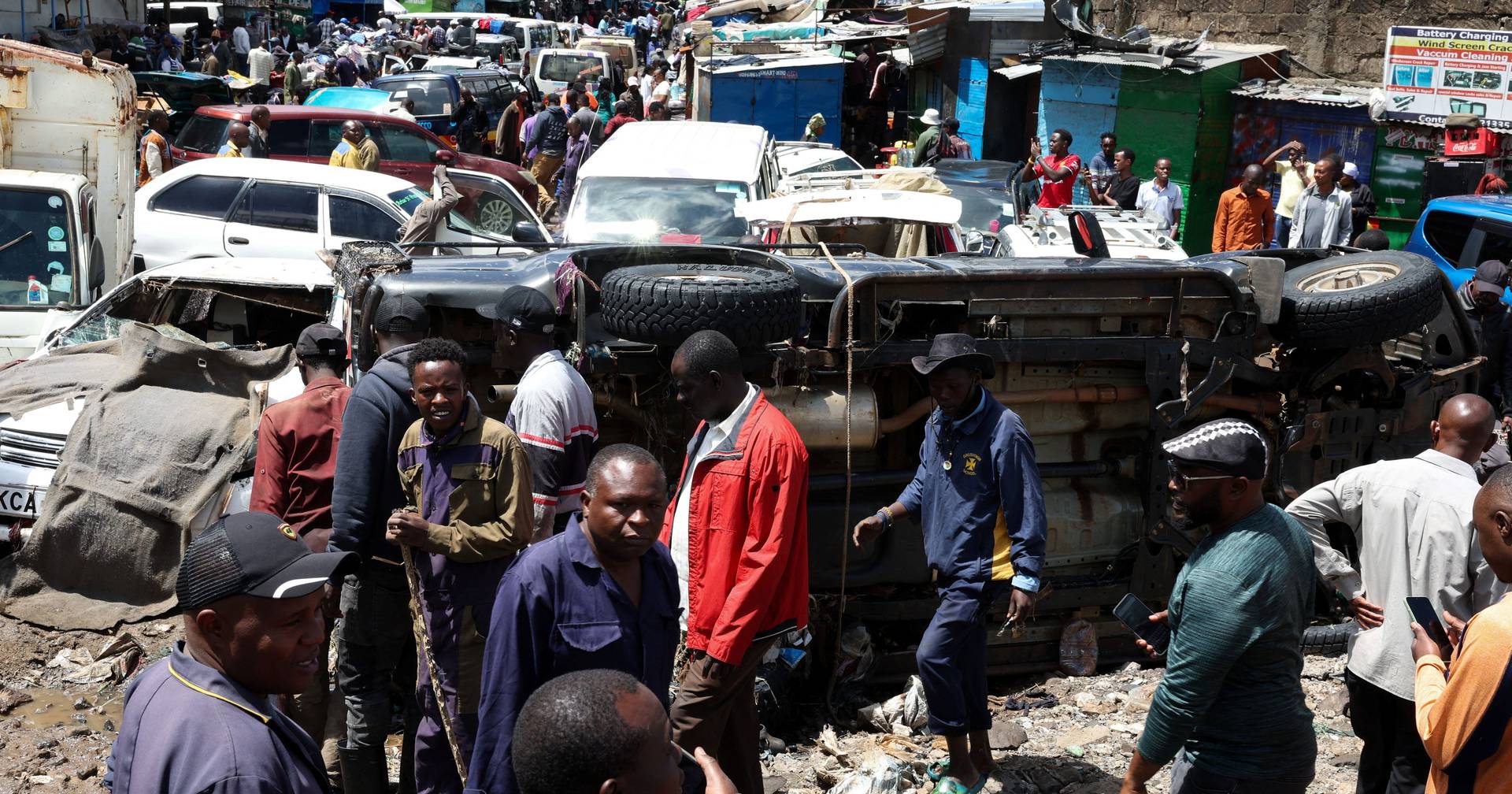 Floods in Kenya cause dozens of deaths: more than 50 thousand people are homeless