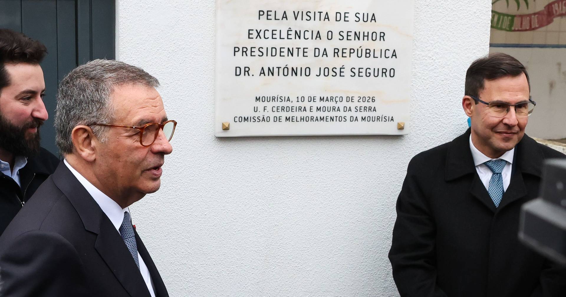 Seguro visited a village that narrowly escaped the flames of the fires in the municipality of Arganil