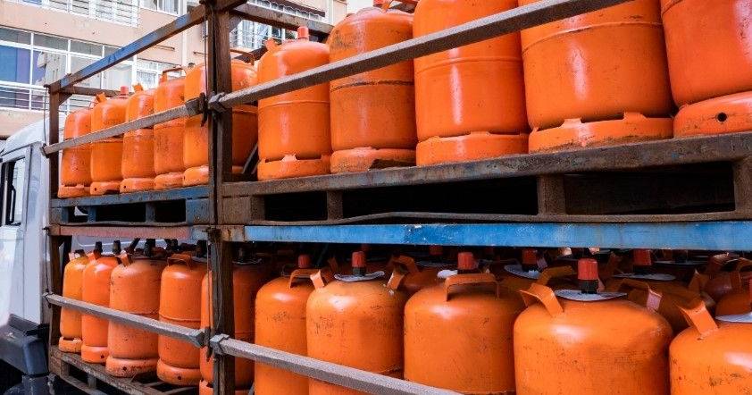 Rising gas prices lead the government to increase support: find out how the Solidarity Bottle works