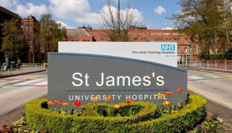 “Give me a hug”: hospital patient prevented suicide attack. Received a medal