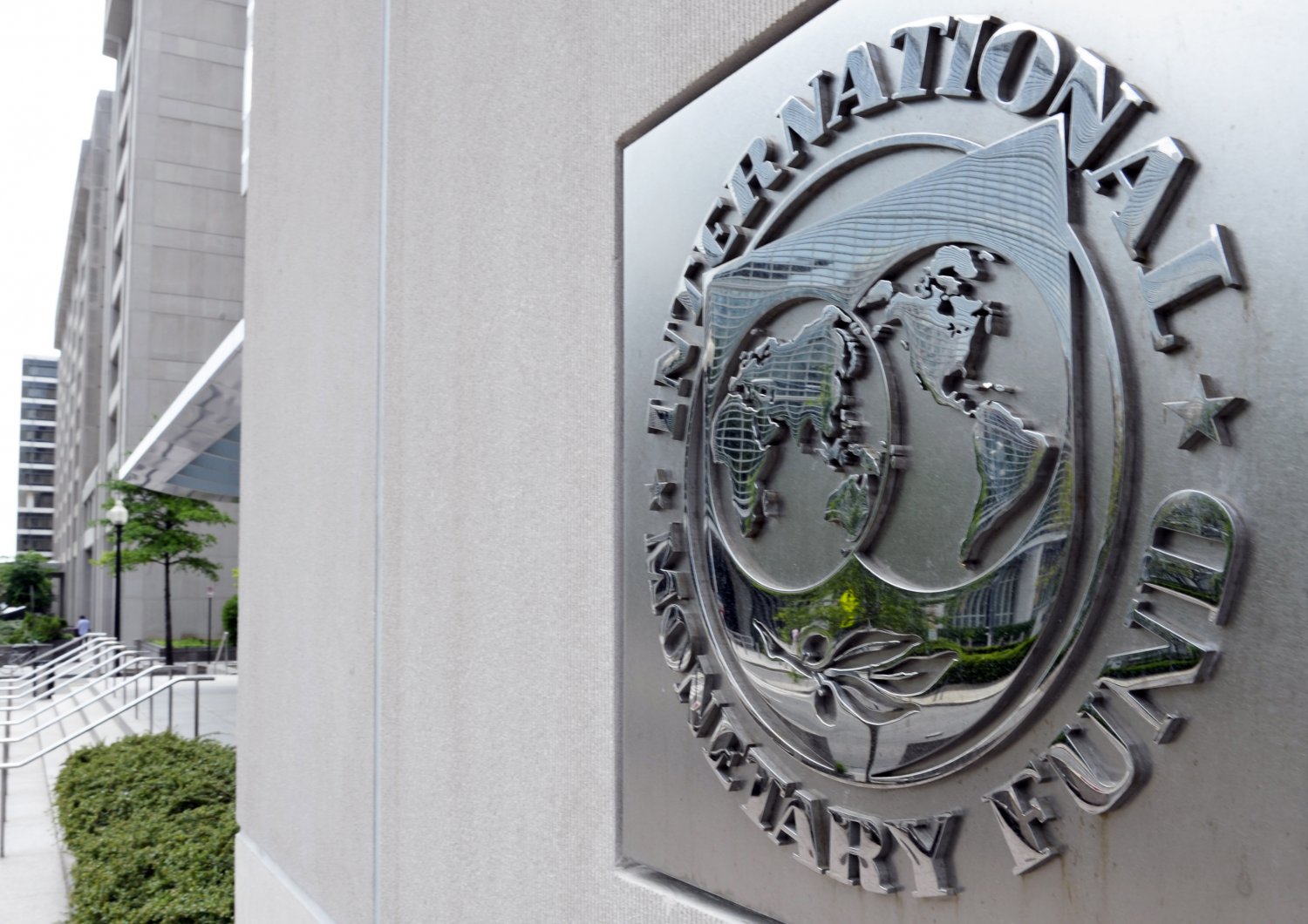 The global economy on the verge of crisis: IMF "Bell" for more expensive energy and lower growth
