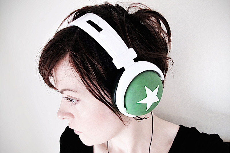 The silent danger of headphones: they all contain harmful chemicals