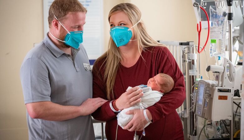 For the first time, stem cells and surgery treated spina bifida in the womb
