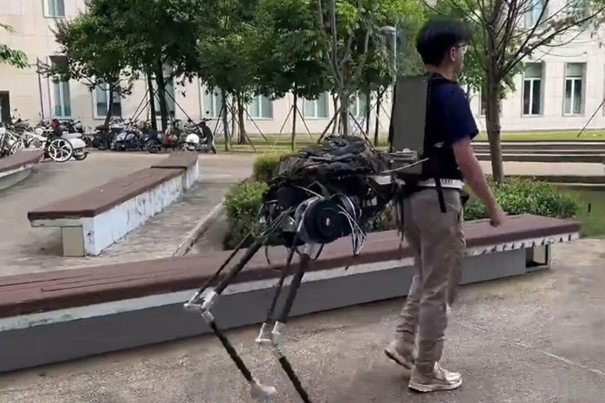 Finally, a robot that turns humans into centaurs!