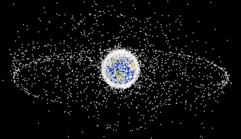 Startup wants to place thousands of mirrors in Earth's orbit. The goal is to have “eternal days”