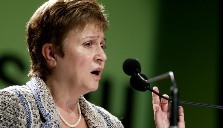 IMF warns that the world economy is now being put to the test again