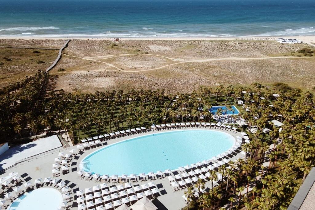Wine & Books by the Sea.