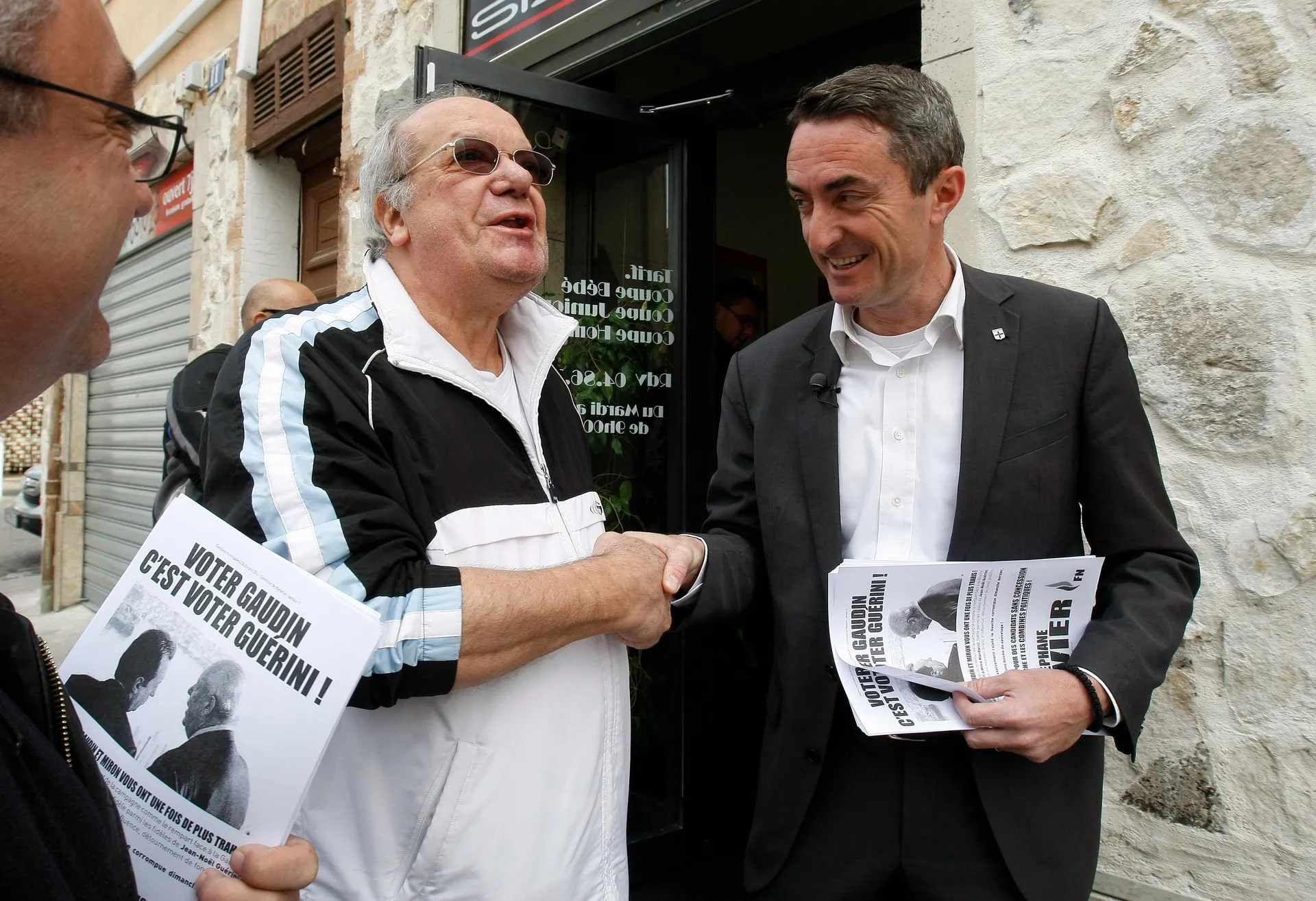 Paris and Marseille open. Second round of local elections raises the temperature of the electorate one year before the presidential elections in France