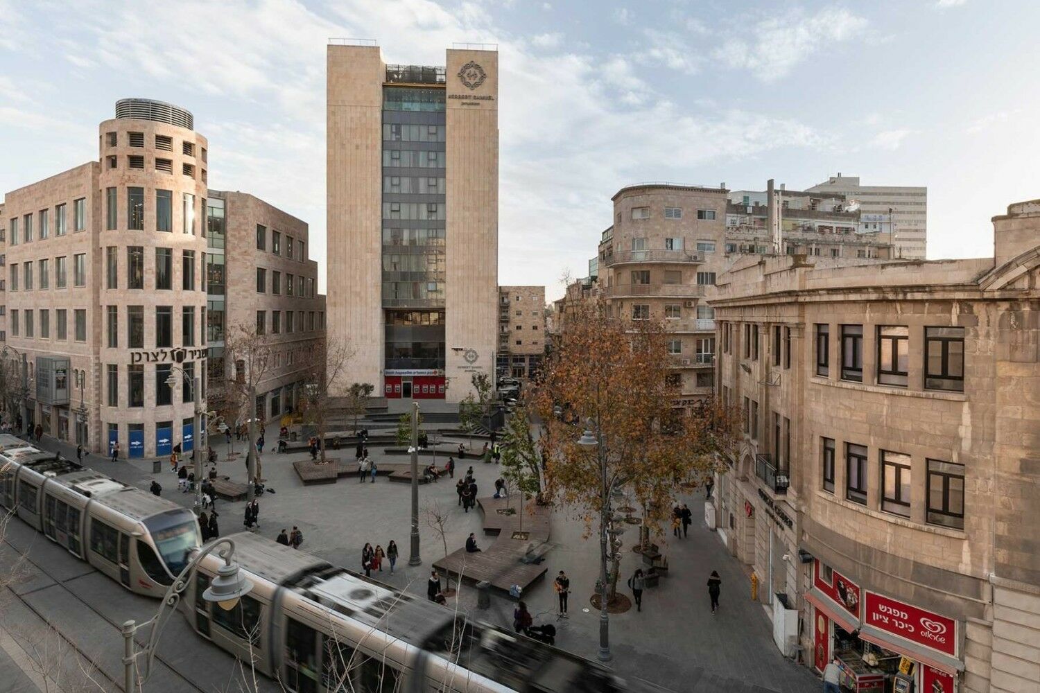 Sirens blaring, people seeking shelter – but Israeli hotel wouldn't let them in