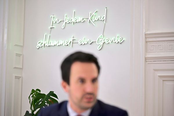 Photo: Heribert Corn