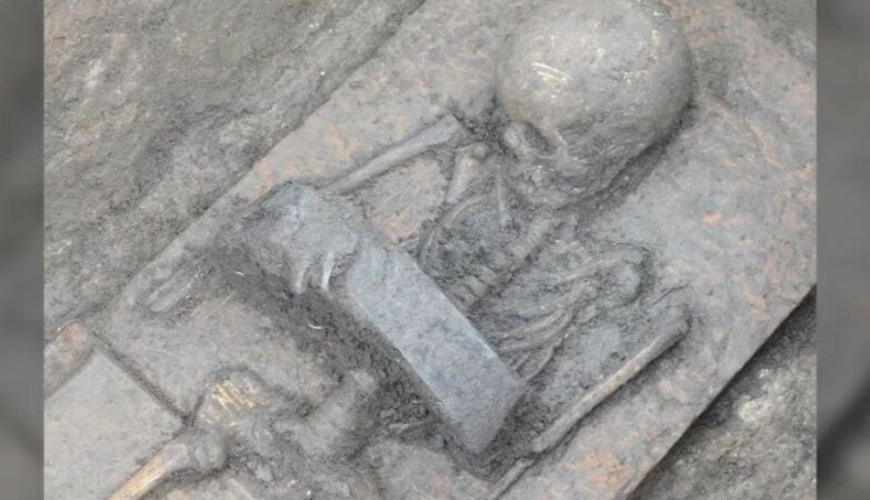 Children discovered buried with warrior belts in 2,500-year-old cemetery