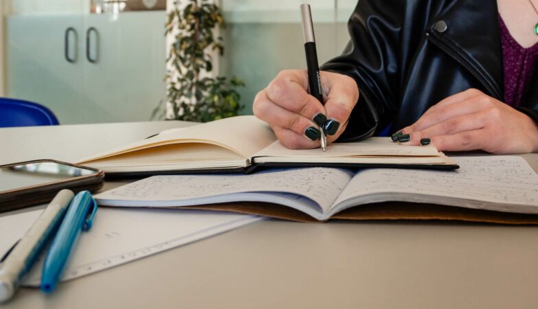 The combination of moving and using objects – it’s automatic, but how does it work?