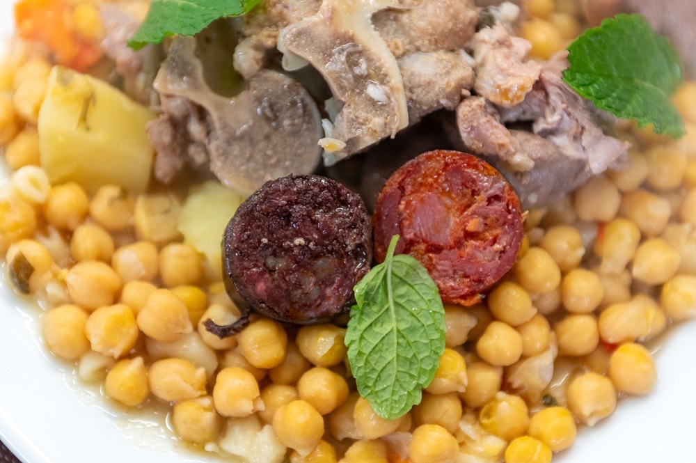 Cortelha hosts Aguardente and Honey Fair in the interior of the municipality of Loulé