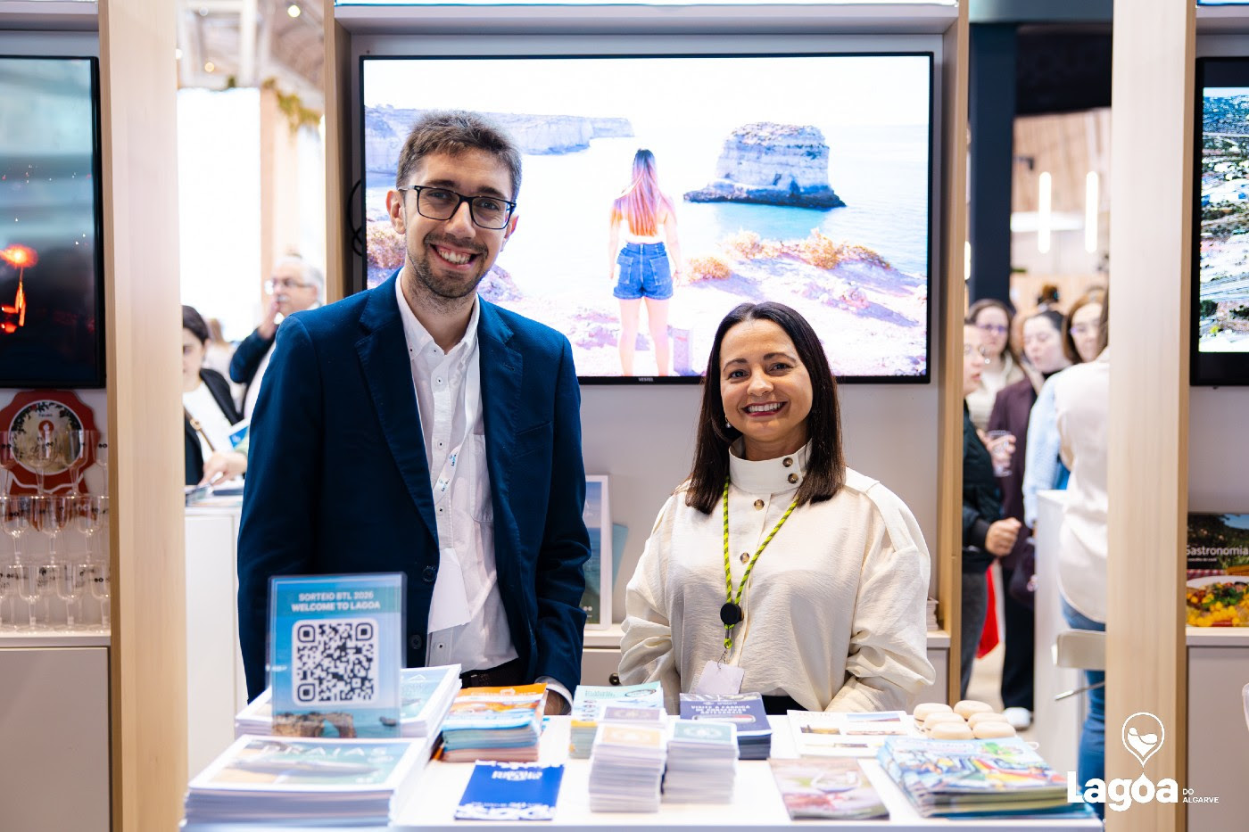 Lagoa reveals FATACIL poster at BTL