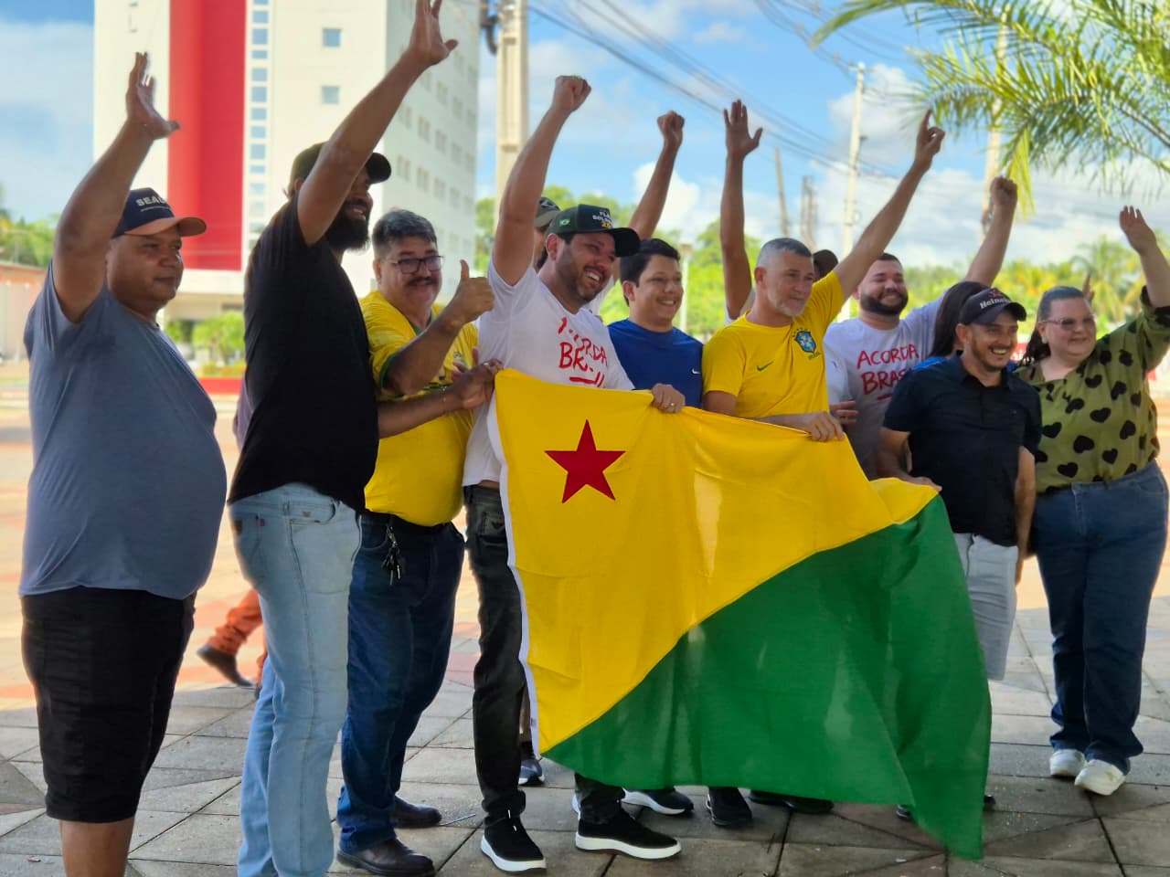 Joabe Lira called on right-wing supporters in action, criticized Lula's government and declared support for Flávio Bolsonaro during an event held on Sunday.