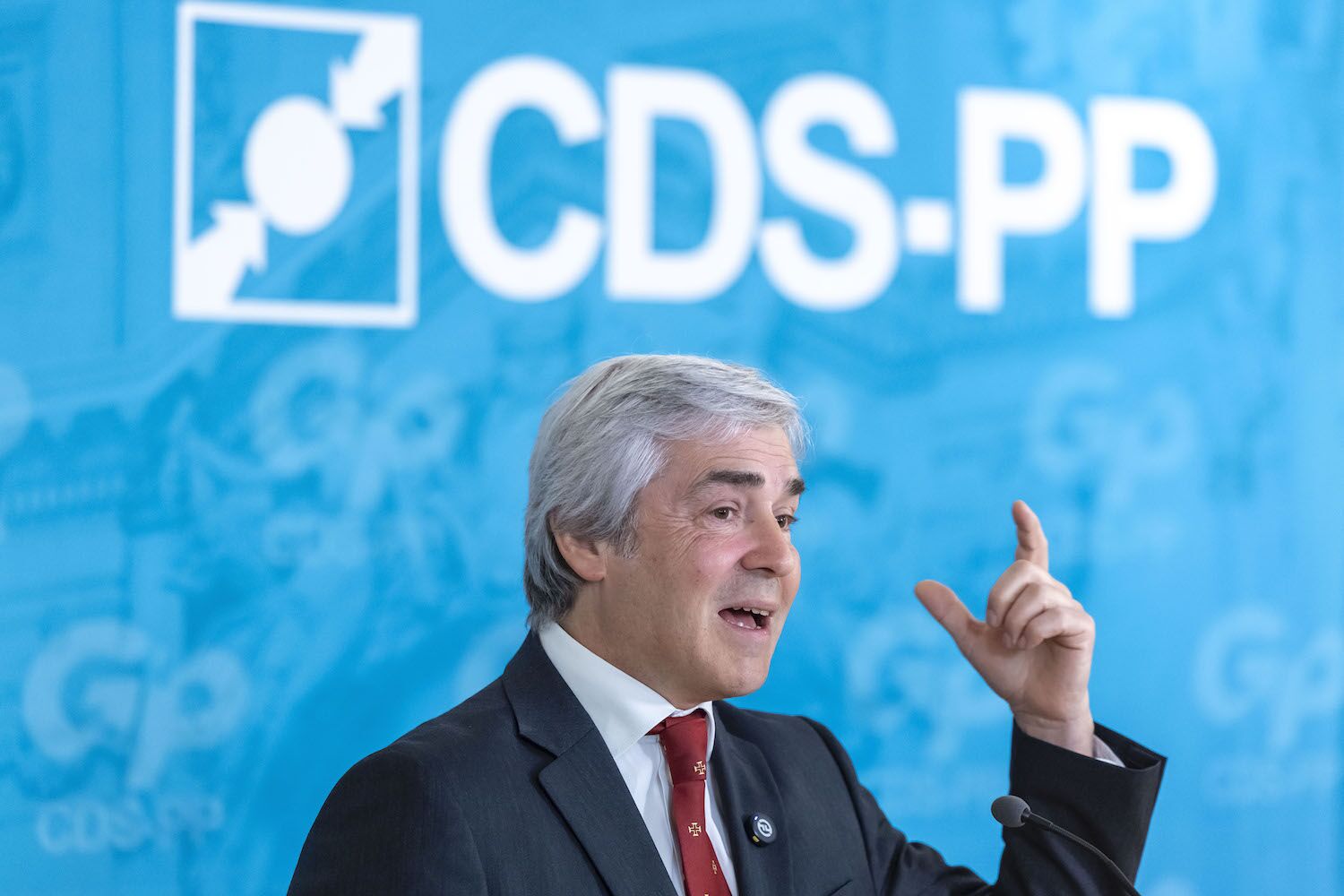 CDS associated with the death of Father Max. Party will react “firmly”