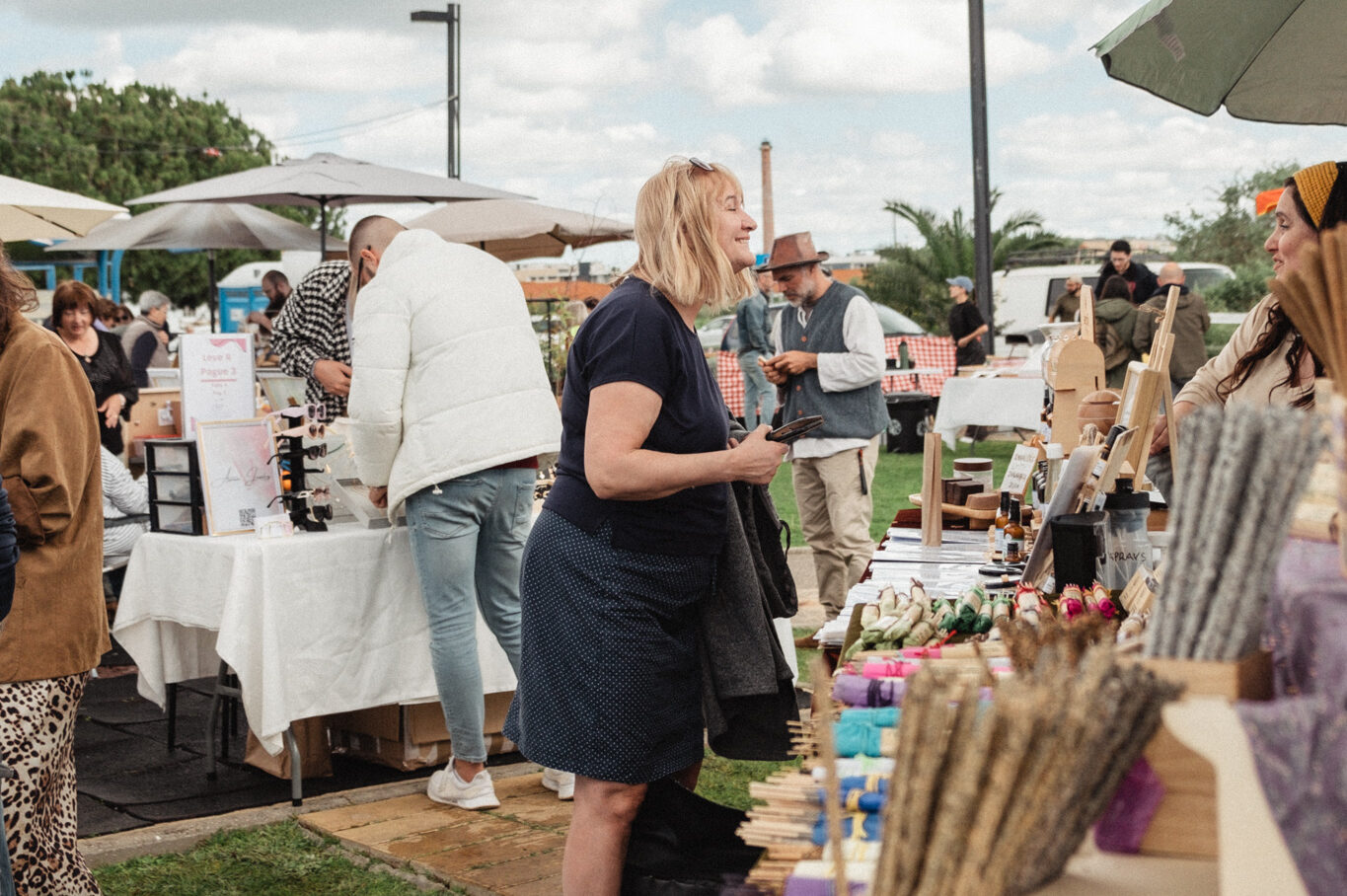 Olhão, Tavira and Faro host the “Artists & Fleas” market in April