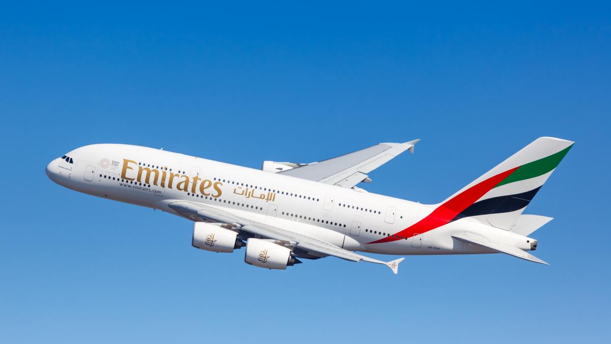 A 35-year-old German pilot earns 12,000 euros per month without taxes in the Gulf: "In Germany he would earn 4,000 euros net, but nobody wants to live so far from home"