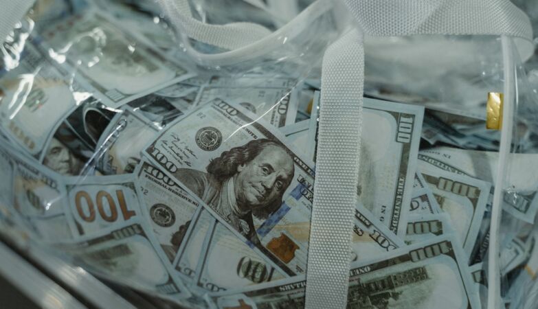 Beaten and injected (they don't know with what): Ukrainian bank employees detained in Hungary