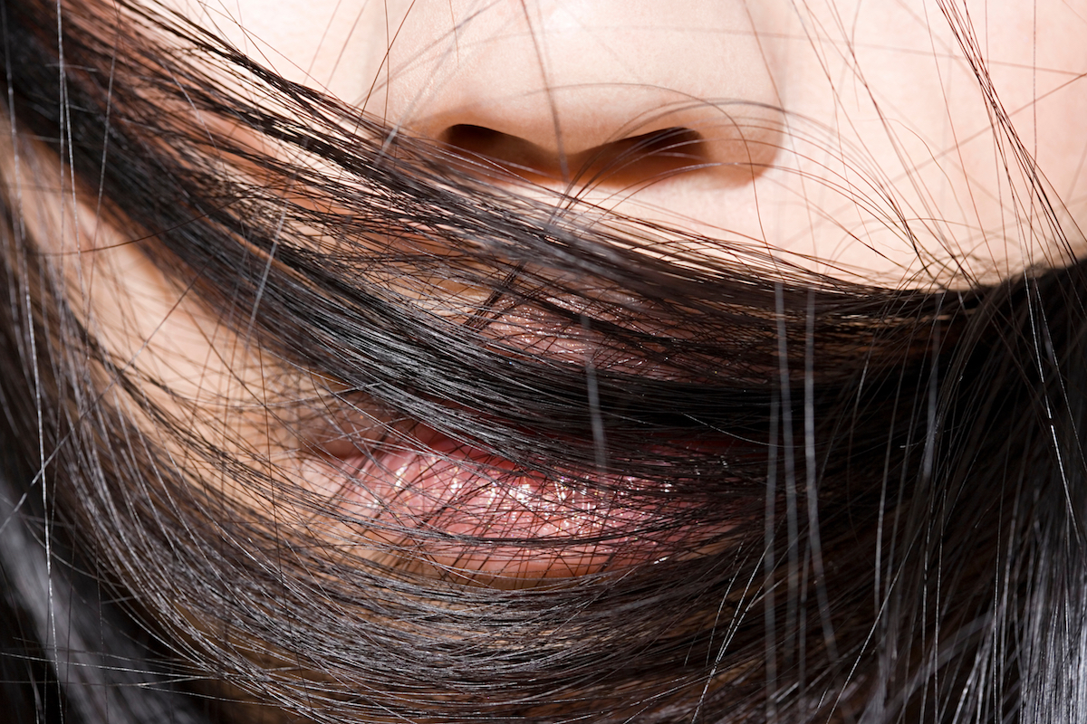 48 dangerous chemicals discovered in common hair extensions