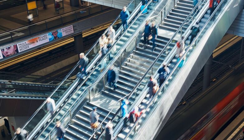 35 escalators stopped. A “farce” in Berlin