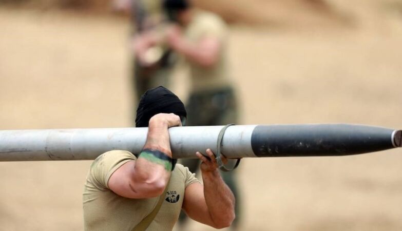 Iran “will not negotiate with the US”; Lebanon illegalizes Hezbollah military activities