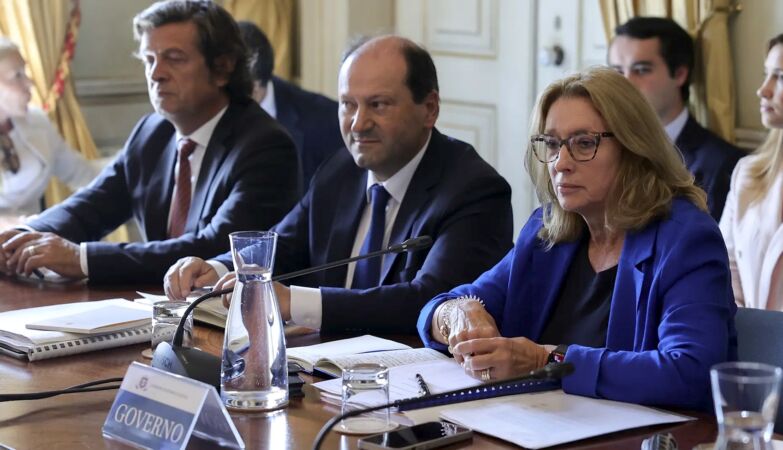 Approaches to Labor Law. Proposal “is very different” (and the attitude too)