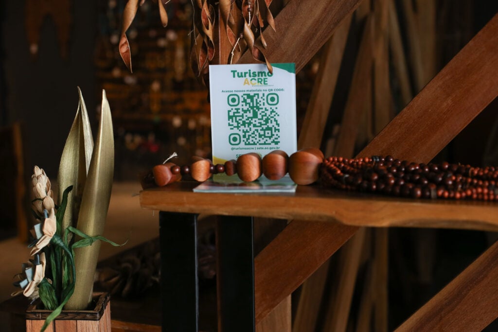 Mãos que transformam a floresta: artesanato acreano fatura R$ 1,2 milhão