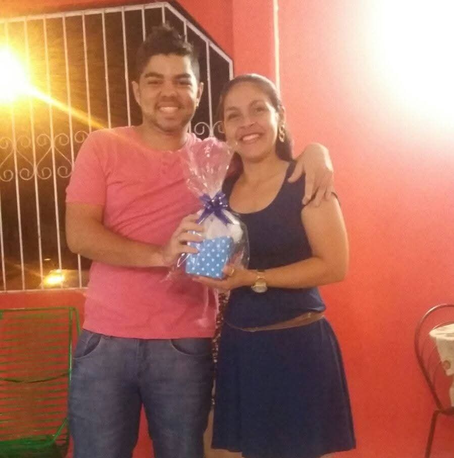 Sobrinho transforma dor em memória dez anos após feminicídio