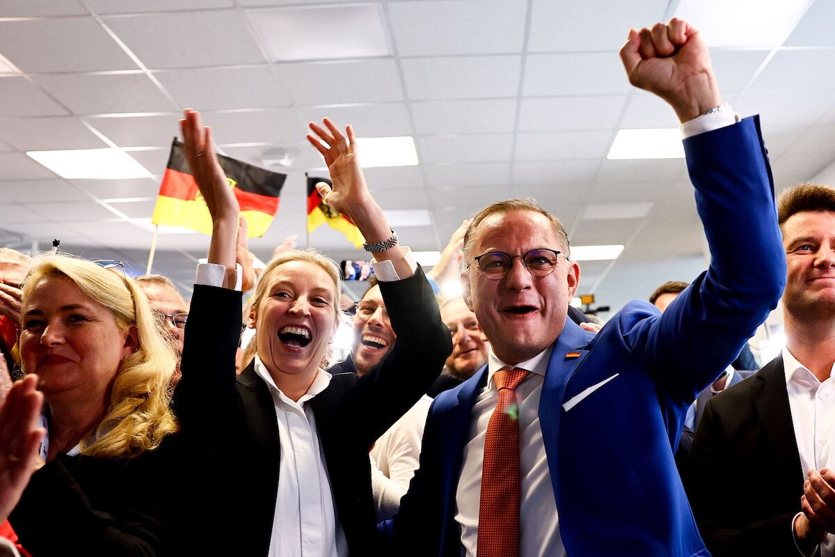 PPE and AfD together. Migration brought them together