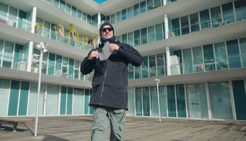 Dream coat has 26 pockets. Just don't keep the house