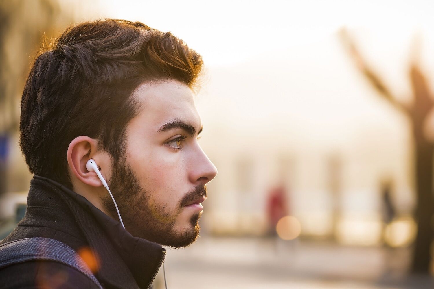 Earbuds are not harmless. Here's what they do to your ears