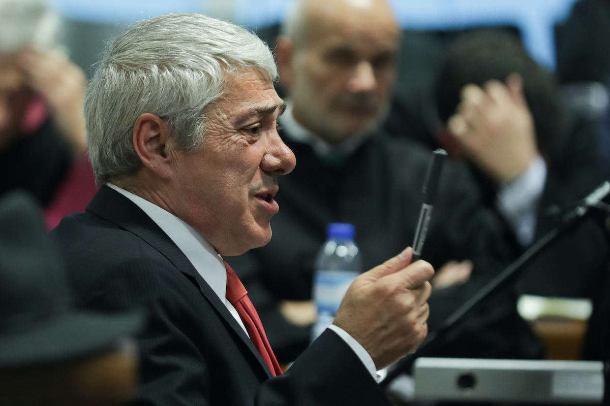 Lawyer quits, trial stalled; Socrates is “wiping the floor with Justice”