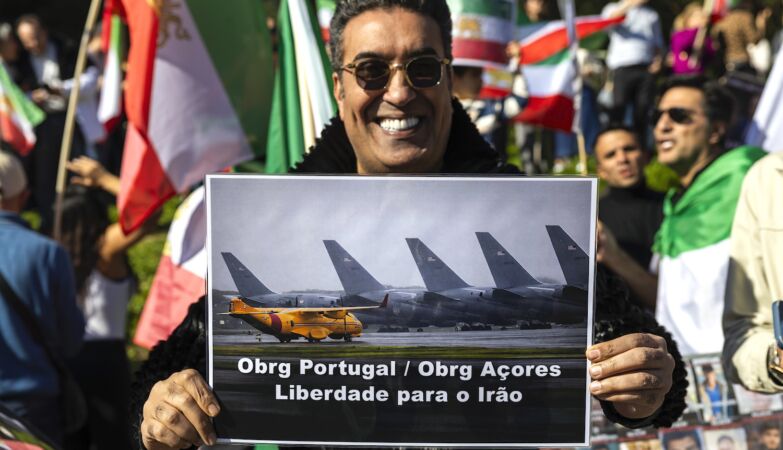 Party in Lisbon: Khamenei died, Reza Pahlavi is asked to return