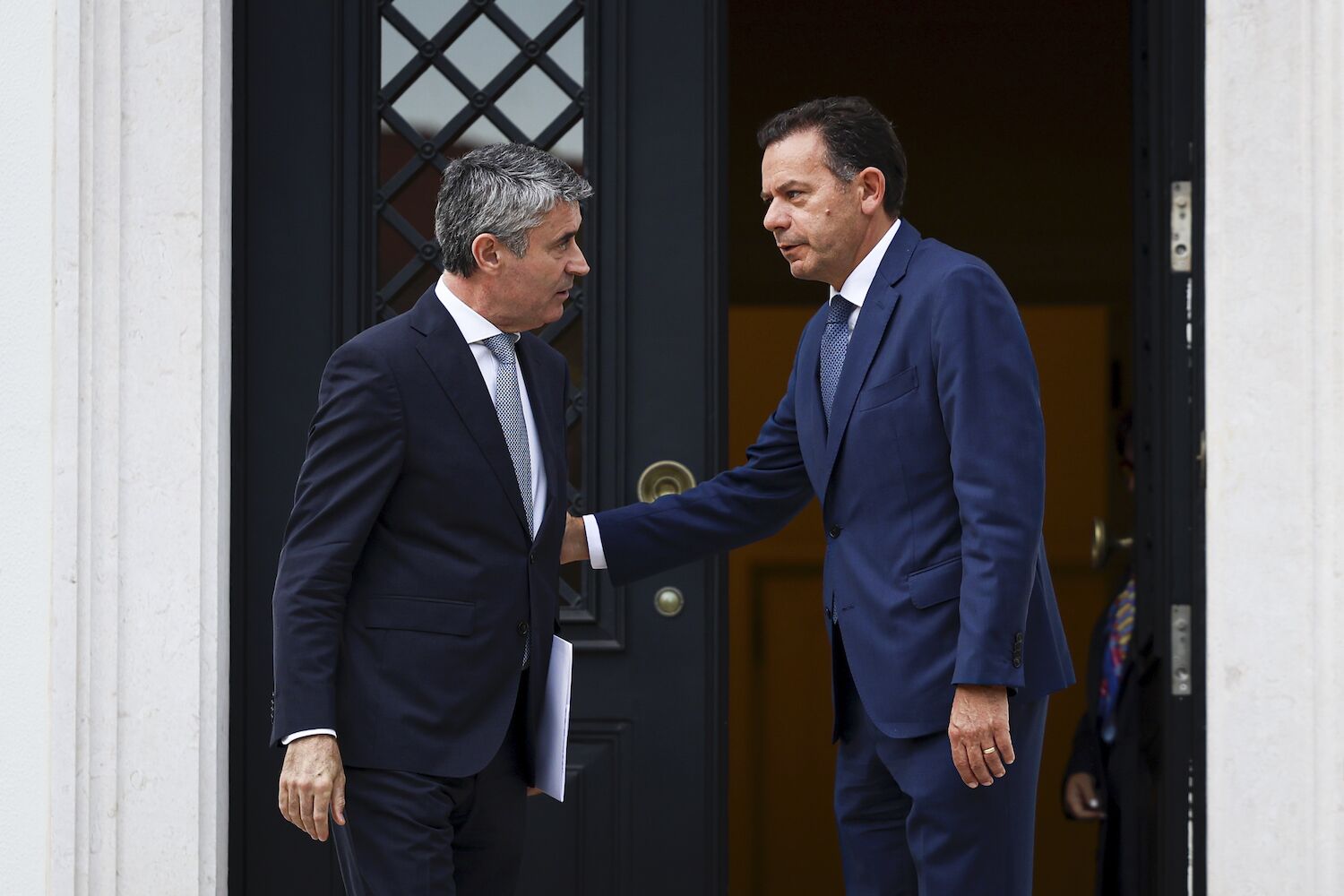 Government accuses PS of blackmail for threatening to fail the OE due to the TC