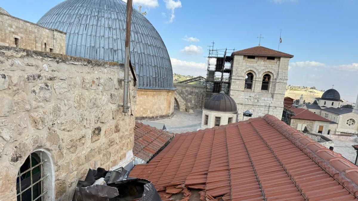 Fragments of projectiles fall near the Holy Sepulcher and on the Esplanade of the Mosques, Holy Places of Jerusalem